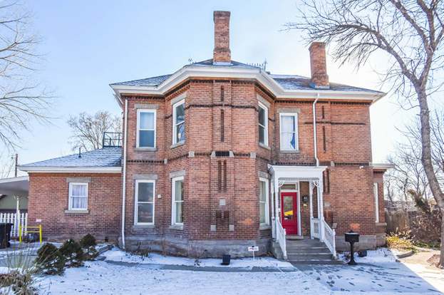 Bay windows Salt Lake City home